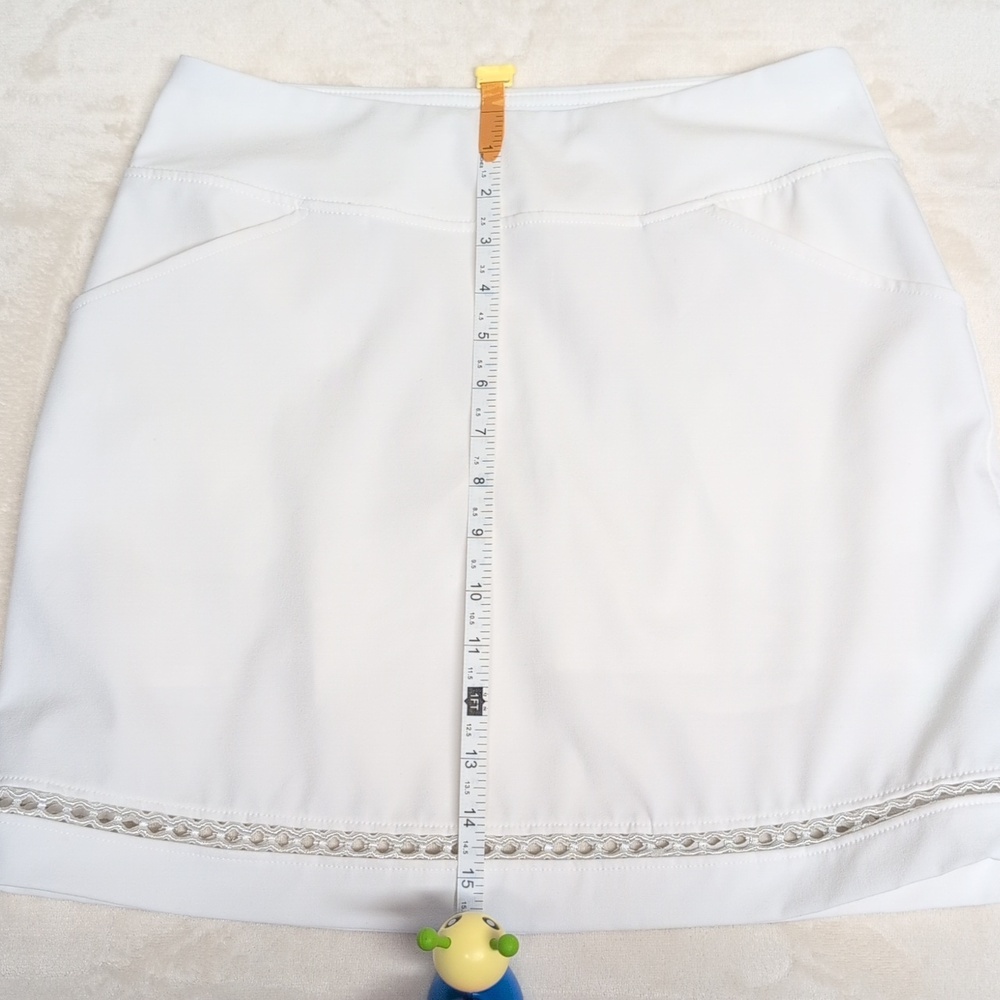 Lilly Pulitzer UPF 50+ Luxletic Monica Skort. - Picture 11 of 12